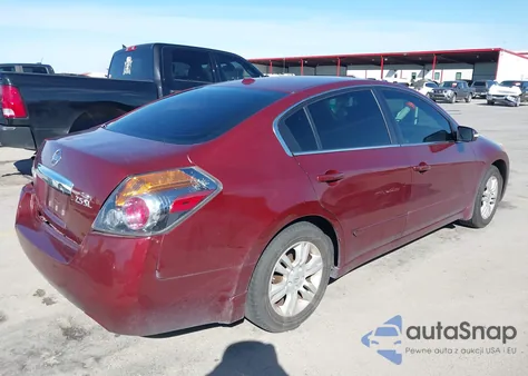 2011 Nissan Altima 2.5 S z USA, uszkodzony, nr VIN 1N4AL2AP0BN400381